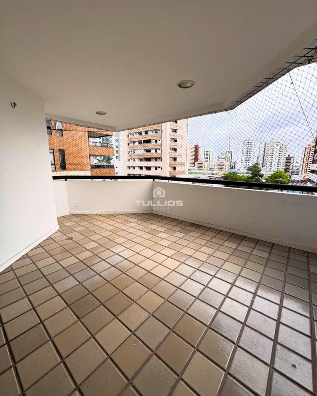 Apartamento disponível para venda ou locação no Edf. Antonio Onofre