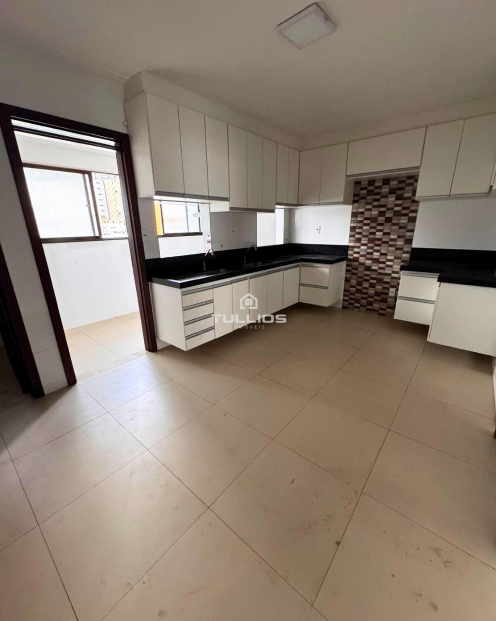 Apartamento disponível para venda ou locação no Edf. Antonio Onofre