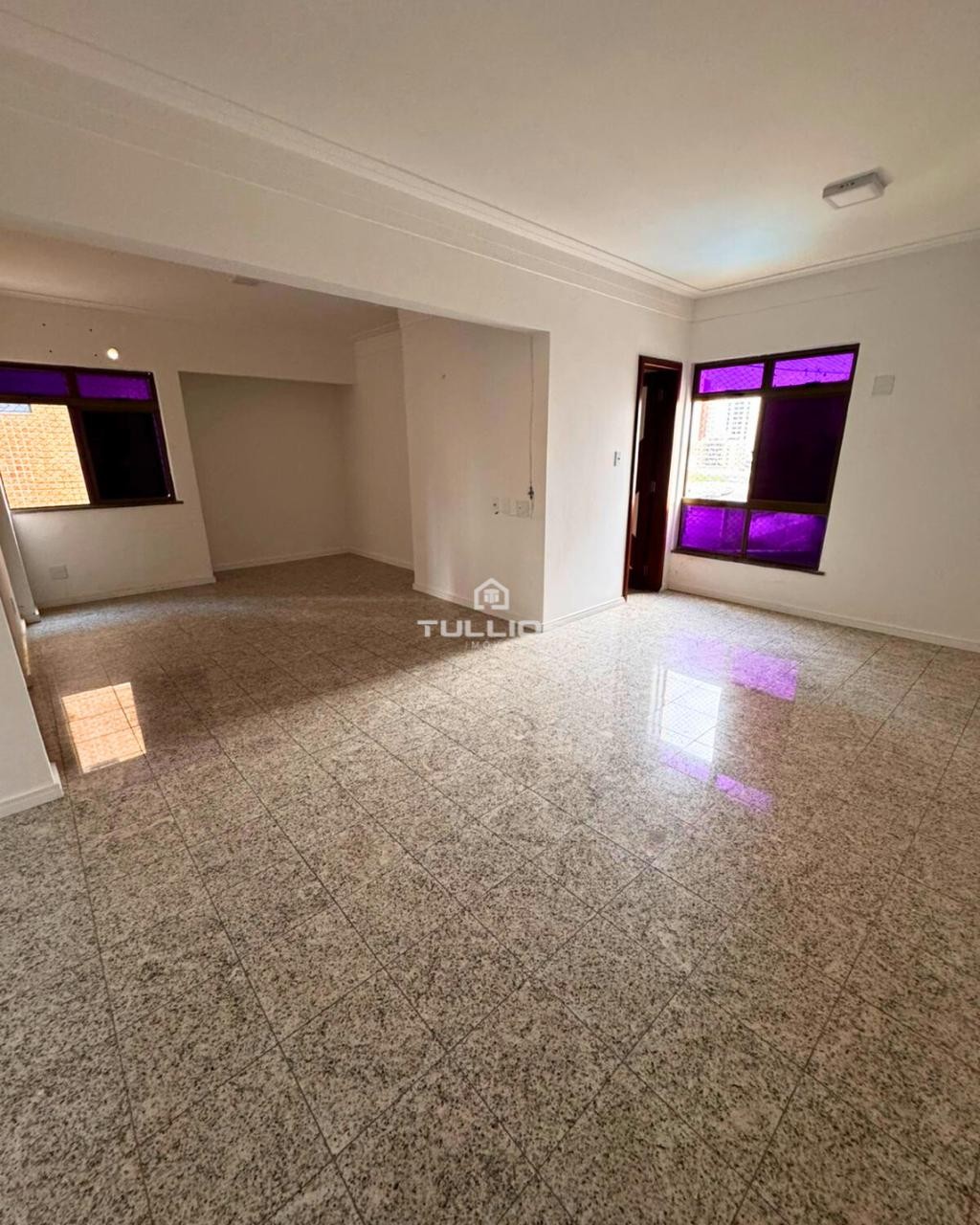 Apartamento disponível para venda ou locação no Edf. Antonio Onofre