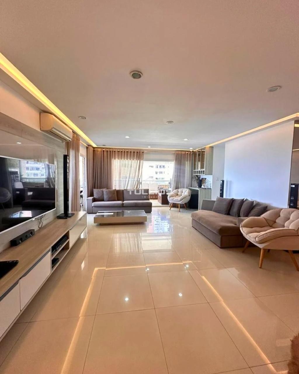 Apartamento disponível no Francisco Neves Regalas 