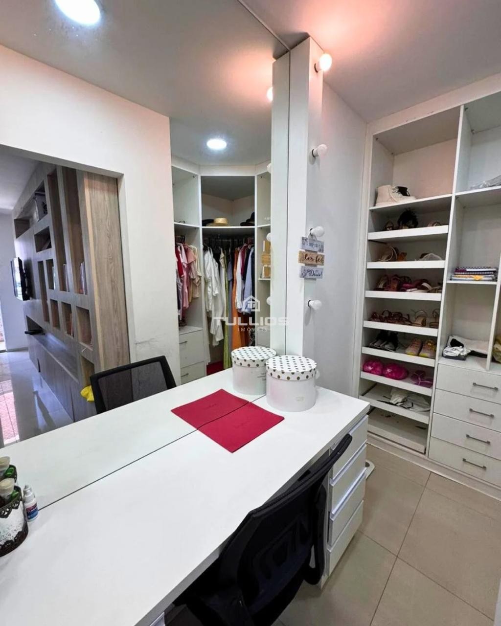 Apartamento disponível no Francisco Neves Regalas 