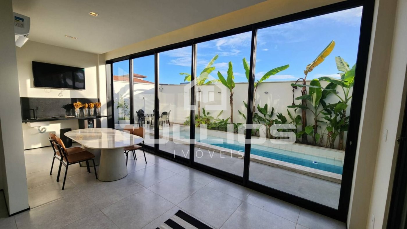 VENDA - Casa com 4 suítes no Araçagy