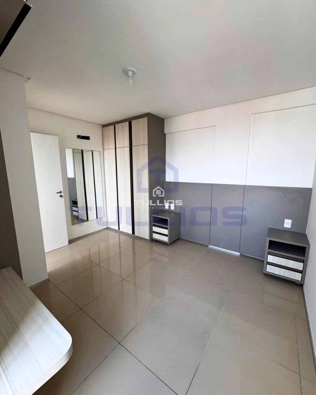 Apartamento à Venda na Ponta do Farol