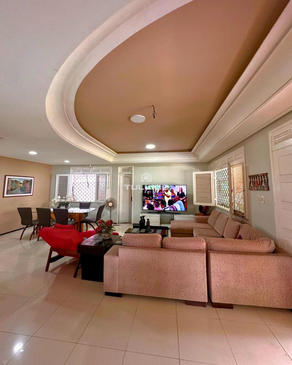 Casa de Alto Padrão à Venda – Jardim Eldorado