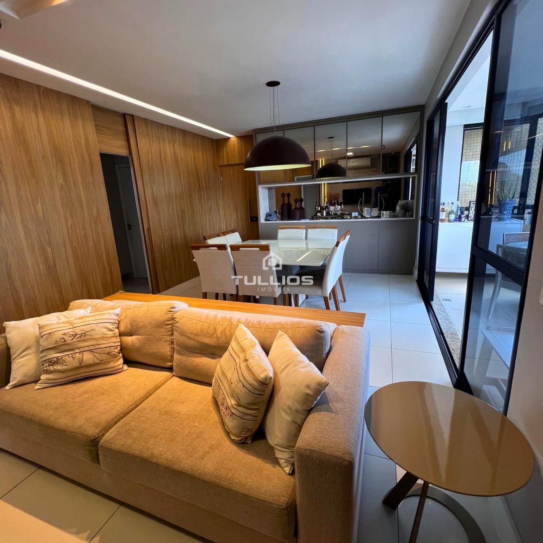 Apartamento à Venda na Península – Elegância e Vista Mar
