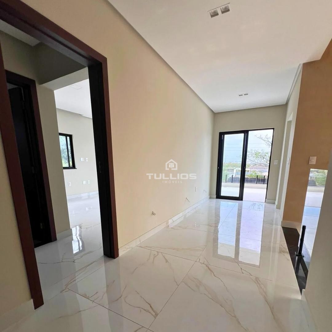 Casa duplex à venda no Araçagy – Próximo à Praia do Meio! 🌊