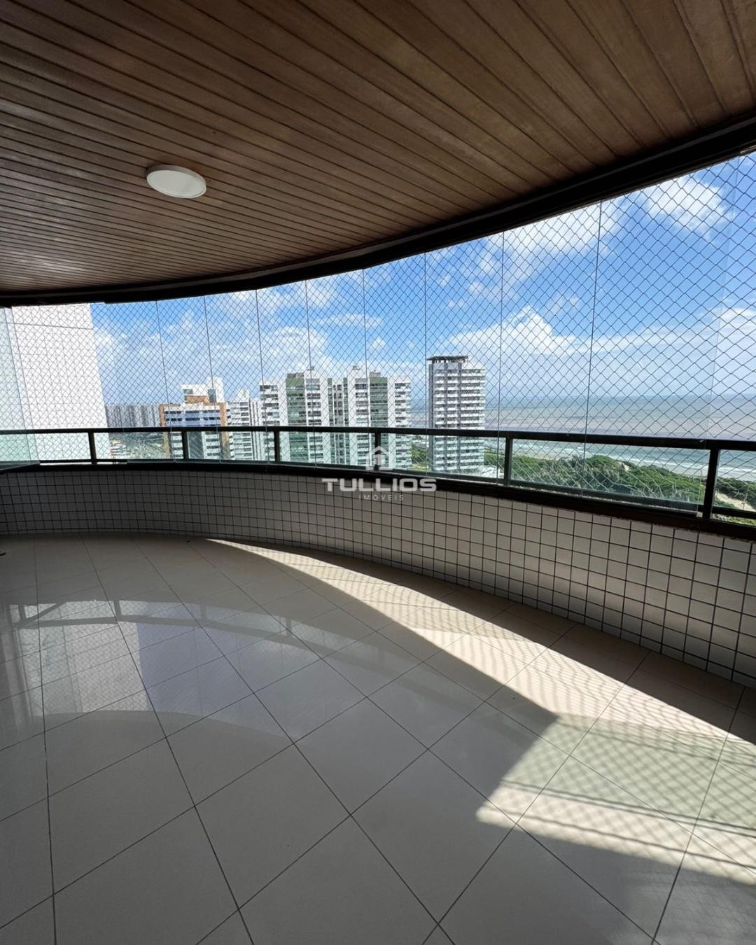 Apartamento vista mar, conforto e exclusividade na Ponta do Farol!