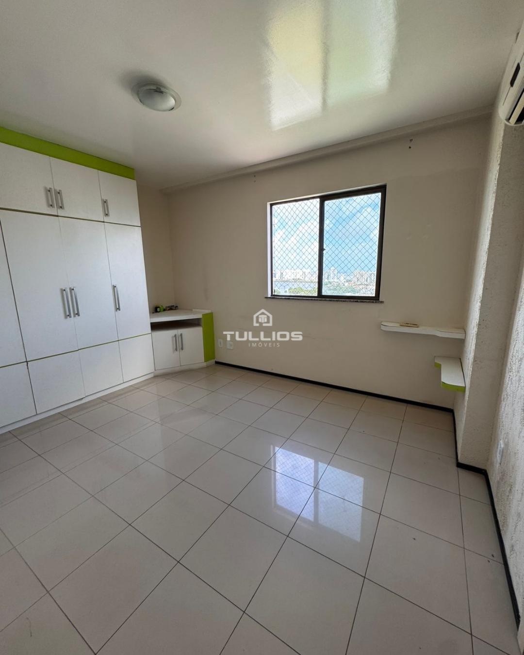Apartamento vista mar, conforto e exclusividade na Ponta do Farol!
