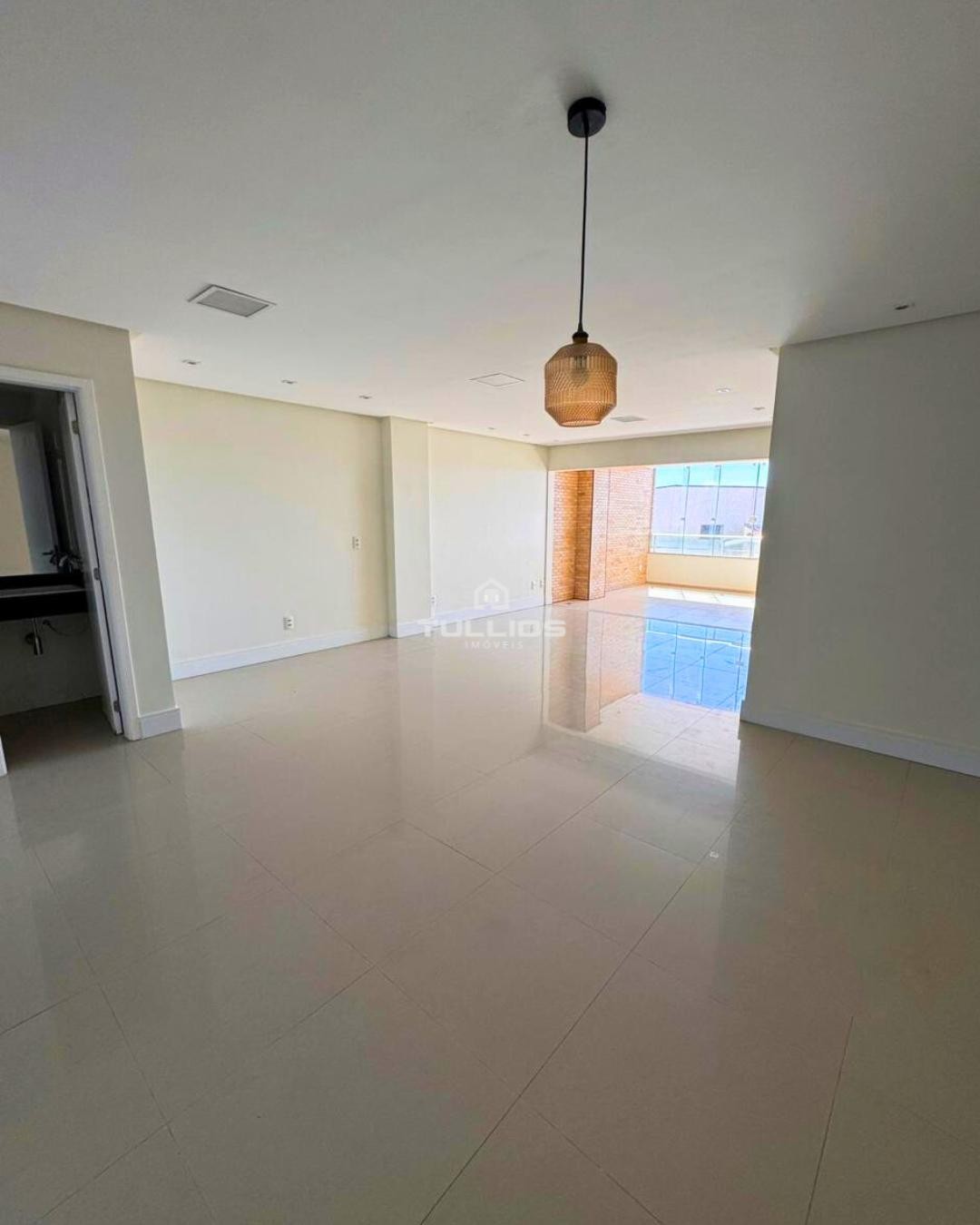 Sofisticação e conforto no Calhau – Apartamento à venda