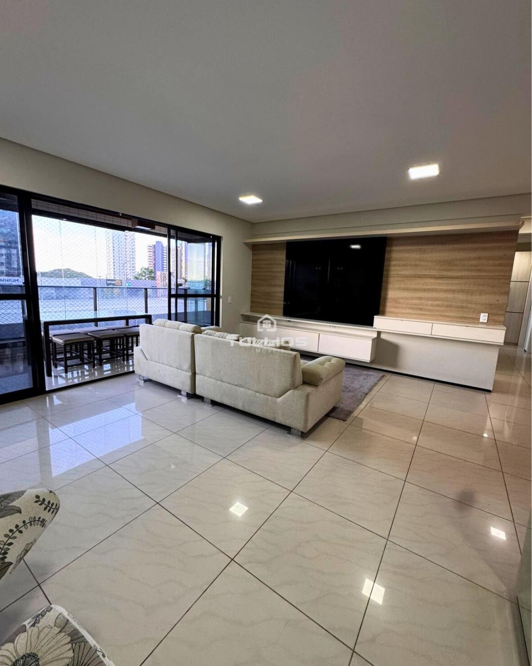 Apartamento à venda no Renascença – Espaço, conforto e uma vista que inspira!