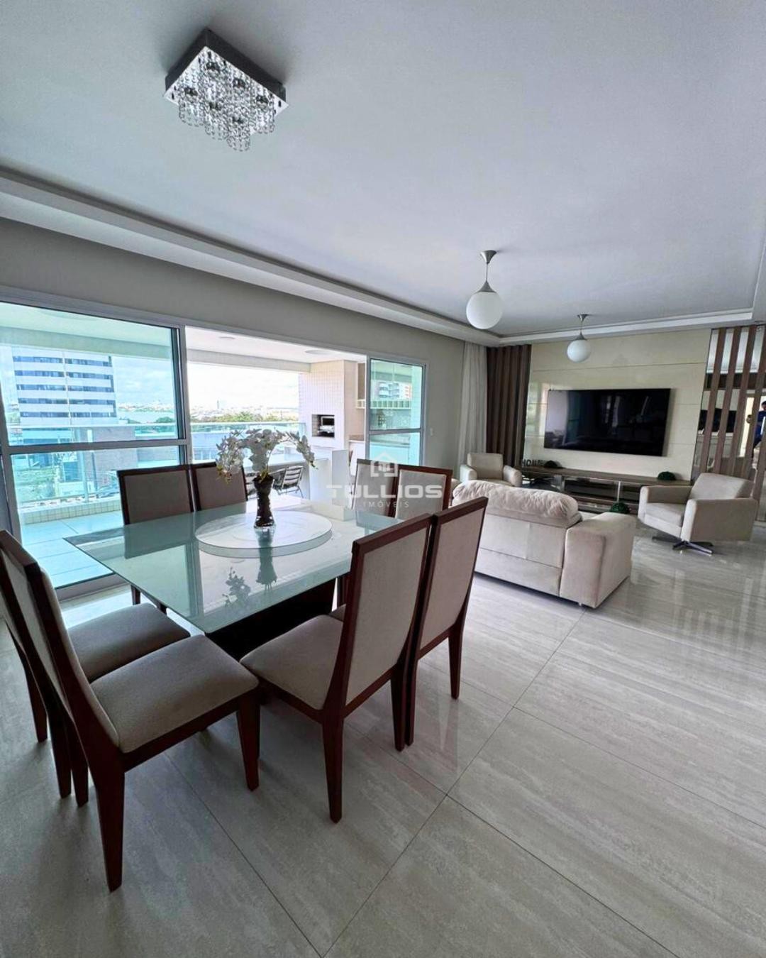Apartamento à venda no Farol da Ilha – Amplitude, vista encantadora e alto padrão em cada detalhe!