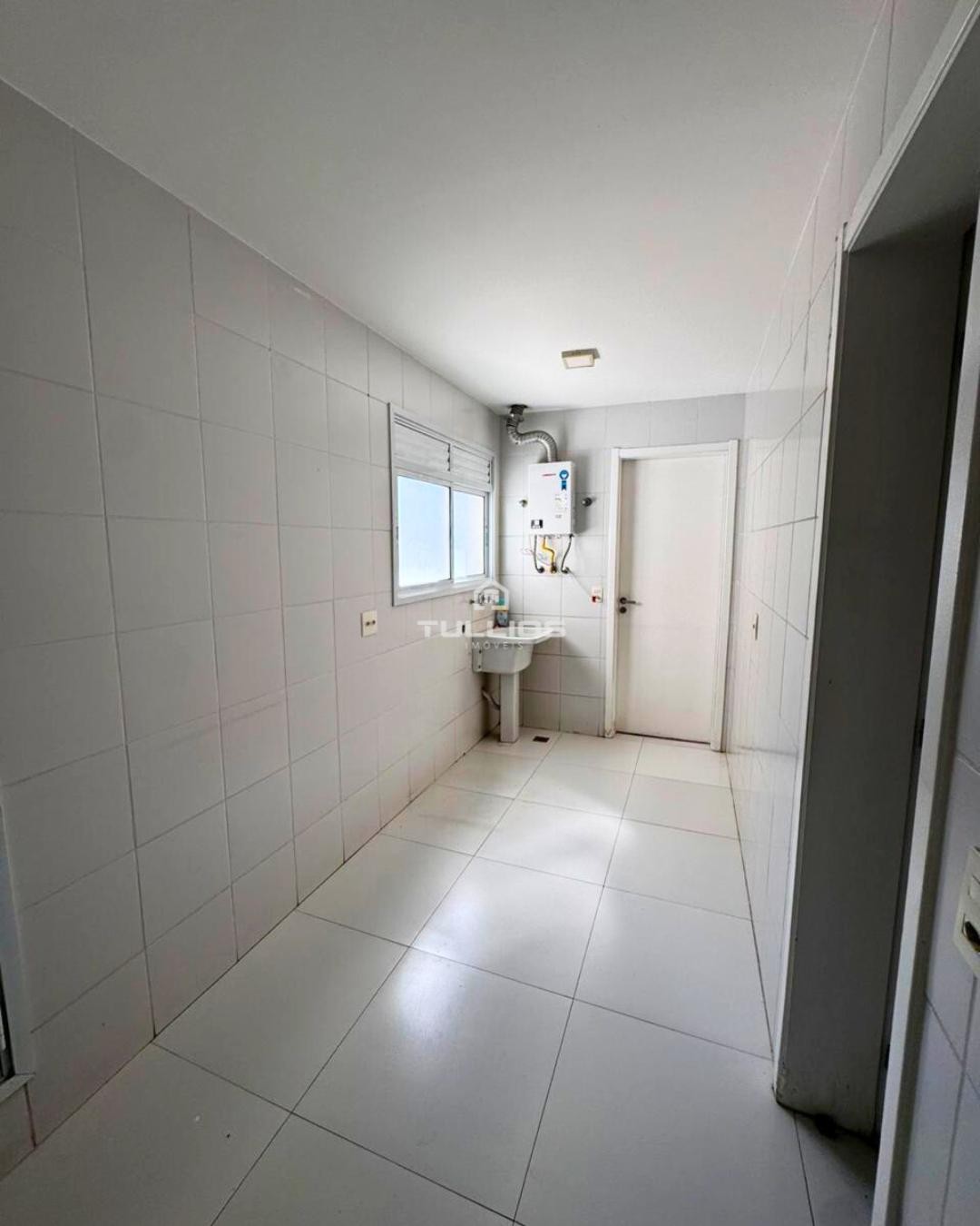 Apartamento à venda no Farol da Ilha – Amplitude, vista encantadora e alto padrão em cada detalhe!