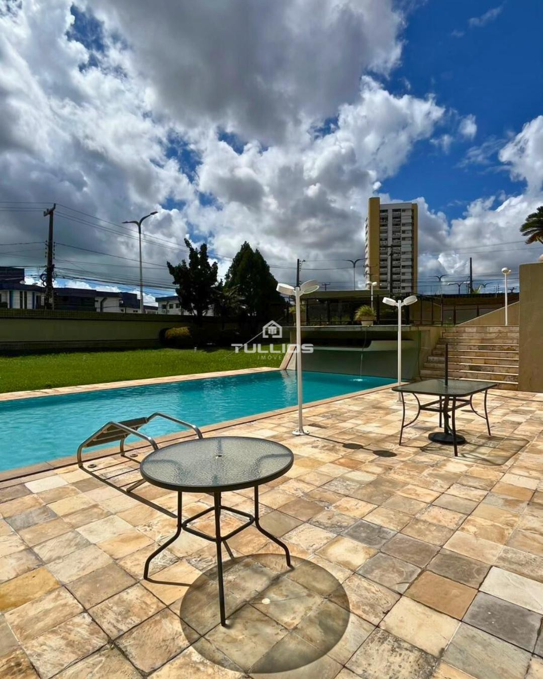 Apartamento à Venda no Olho D’Água – Exclusividade com Vista Mar! 🌅