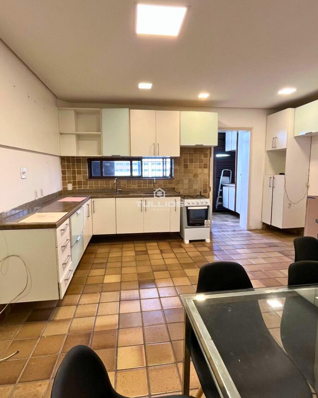 Apartamento à Venda no Olho D’Água – Exclusividade com Vista Mar! 🌅