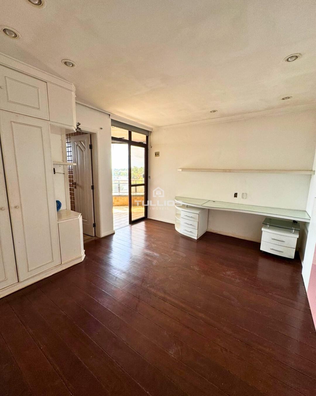 Apartamento à Venda no Olho D’Água – Exclusividade com Vista Mar! 🌅