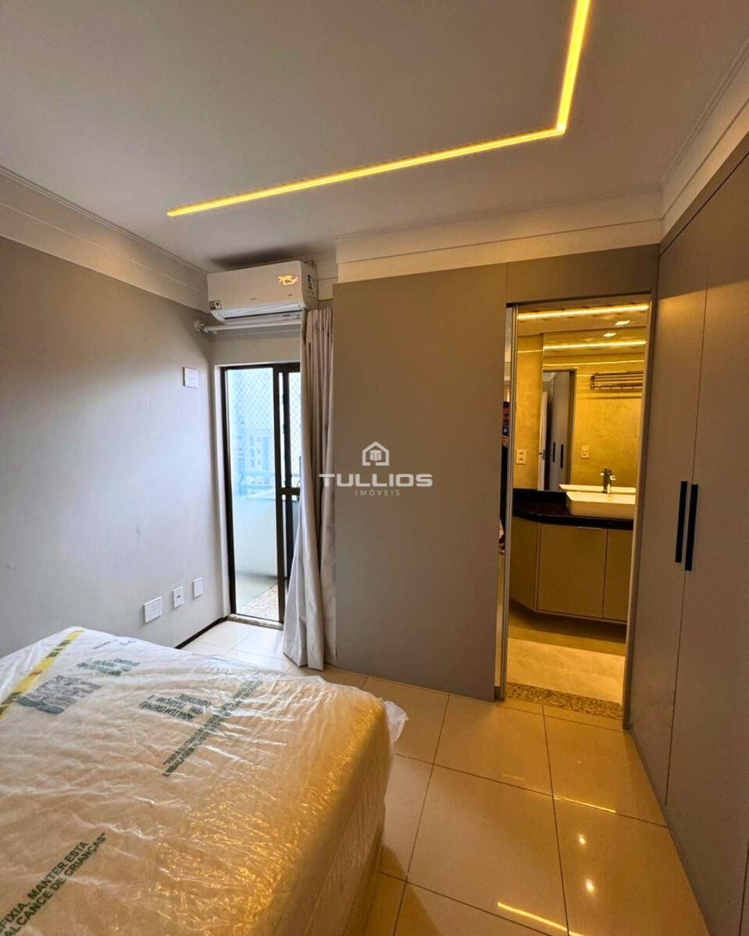 Apartamento à Venda no Renascença – Vista Mar e Sofisticação em Cada Detalhe! 🌅