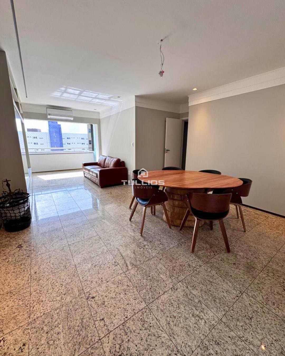 Apartamento à Venda no Renascença – Vista Mar e Sofisticação em Cada Detalhe! 🌅