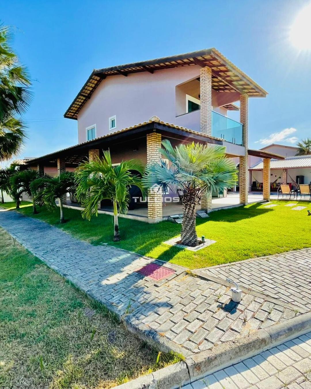 Casa de Alto Padrão à Venda - Barreirinhas/MA
