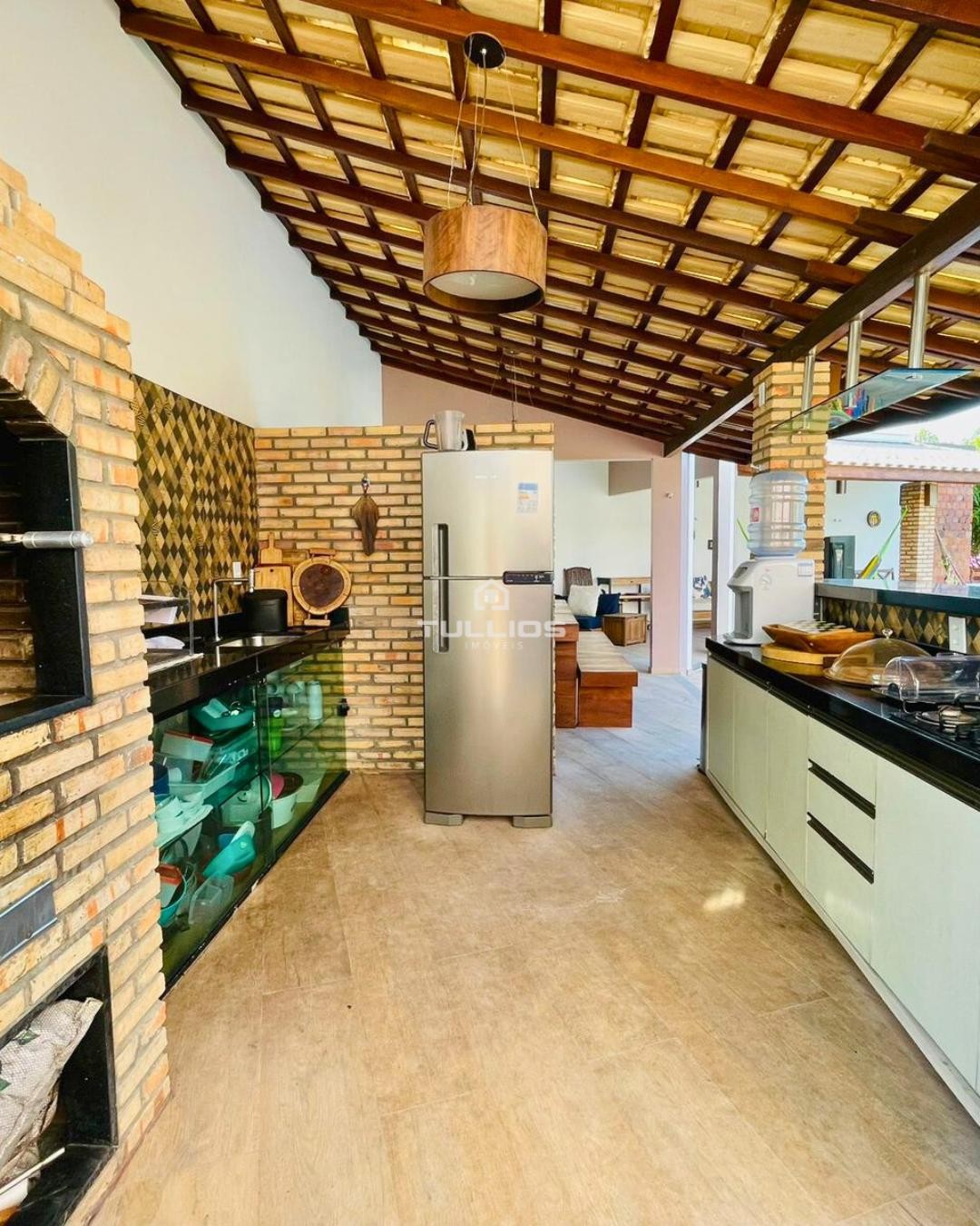 Casa de Alto Padrão à Venda - Barreirinhas/MA