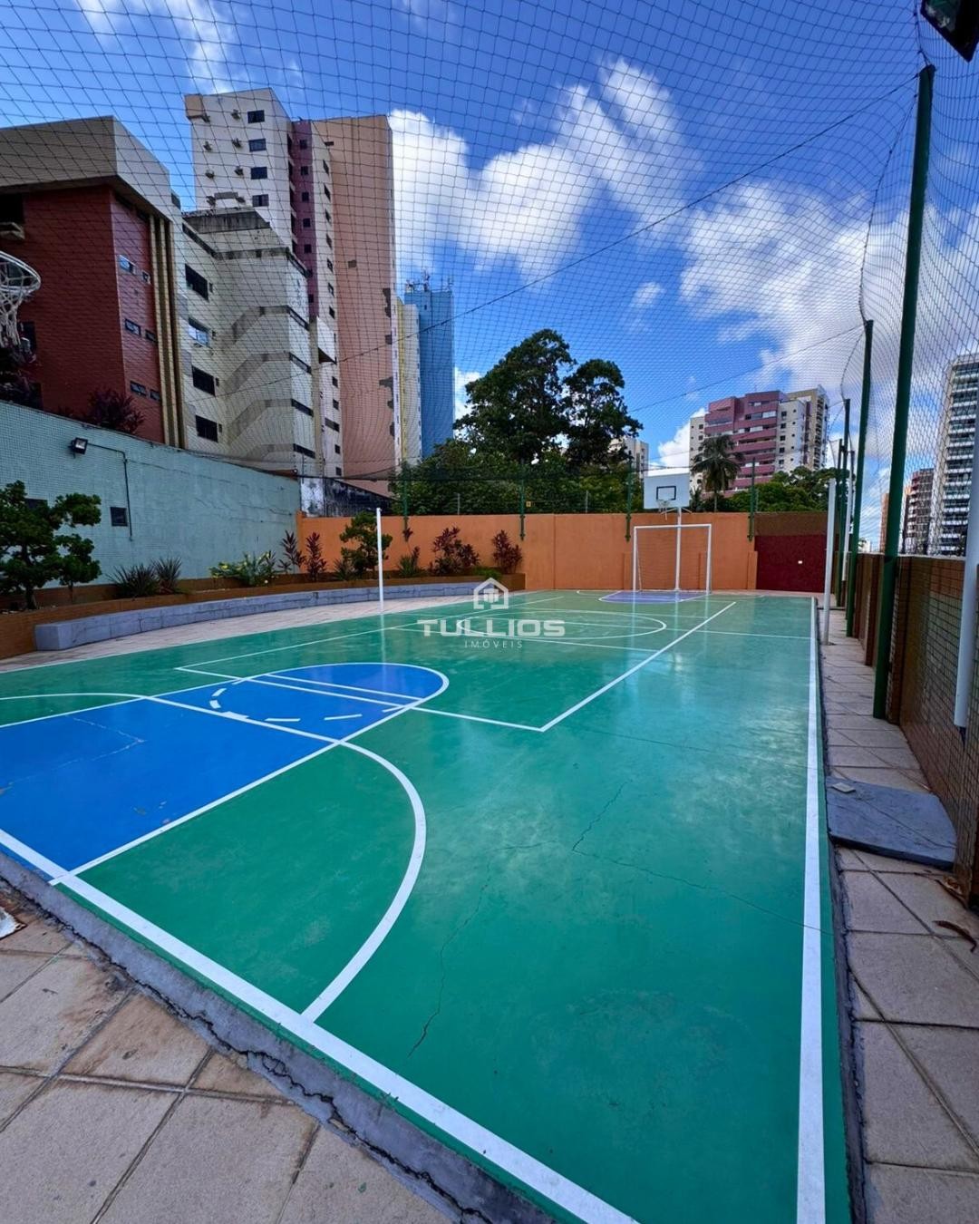 Exclusividade, espaço e vista mar – apartamento à venda no Renascença