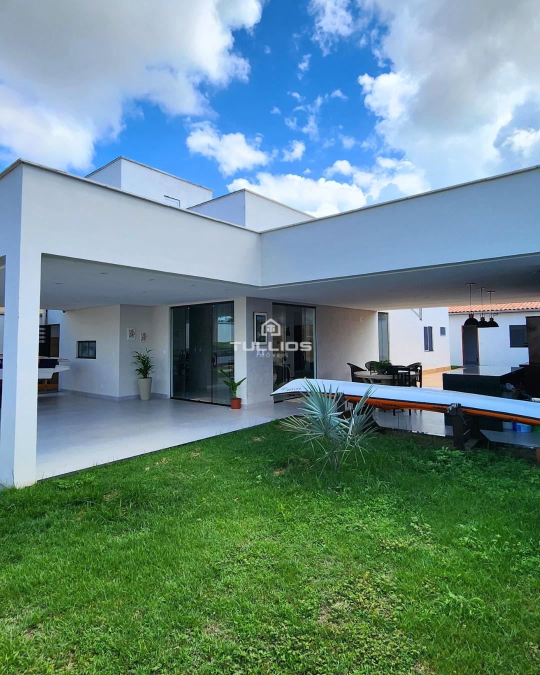 Casa Térrea no Araçagi – Lado Praia