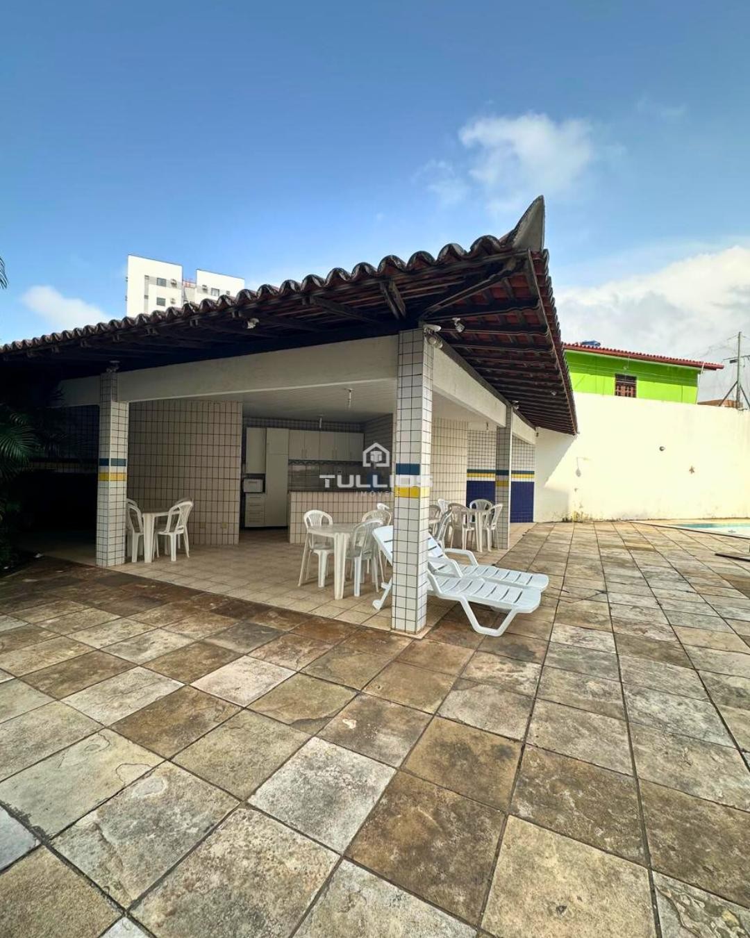Apartamento à Venda no Calhau!