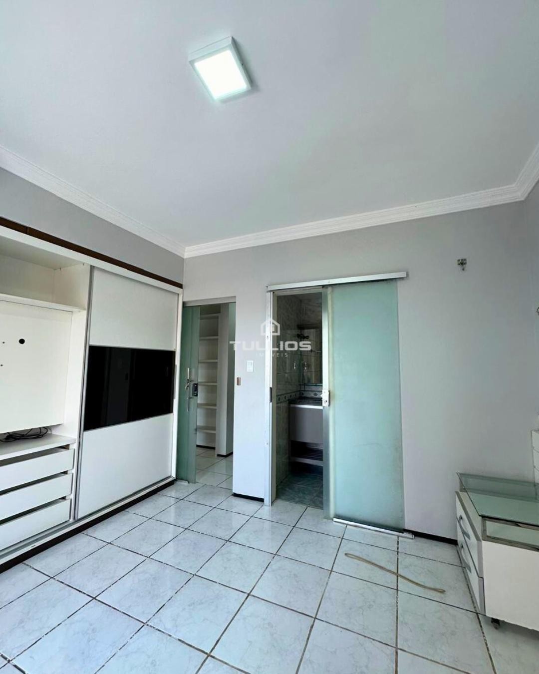 Apartamento à Venda no Calhau!