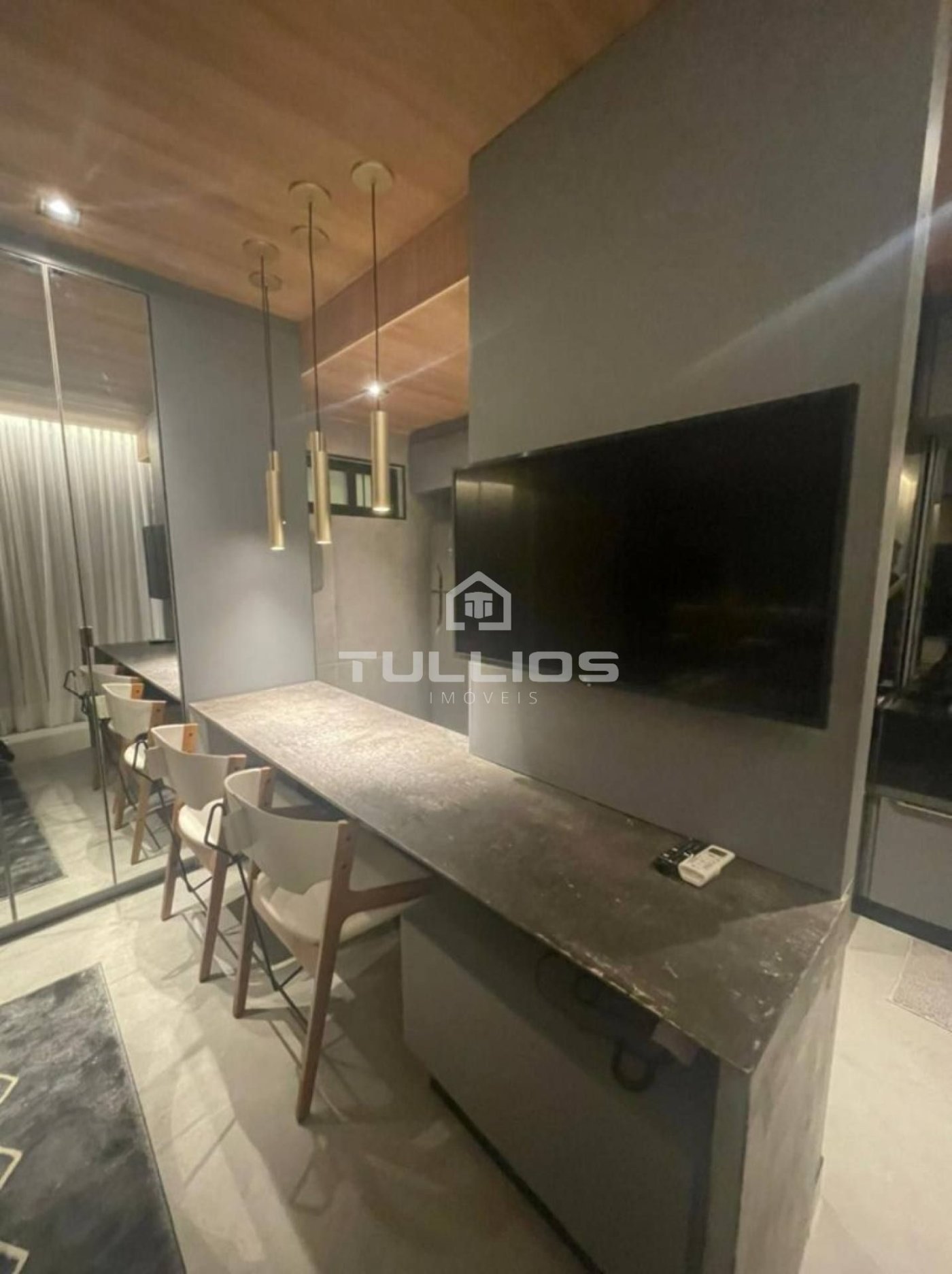 Venda - Apartamento na Av dos Holandeses