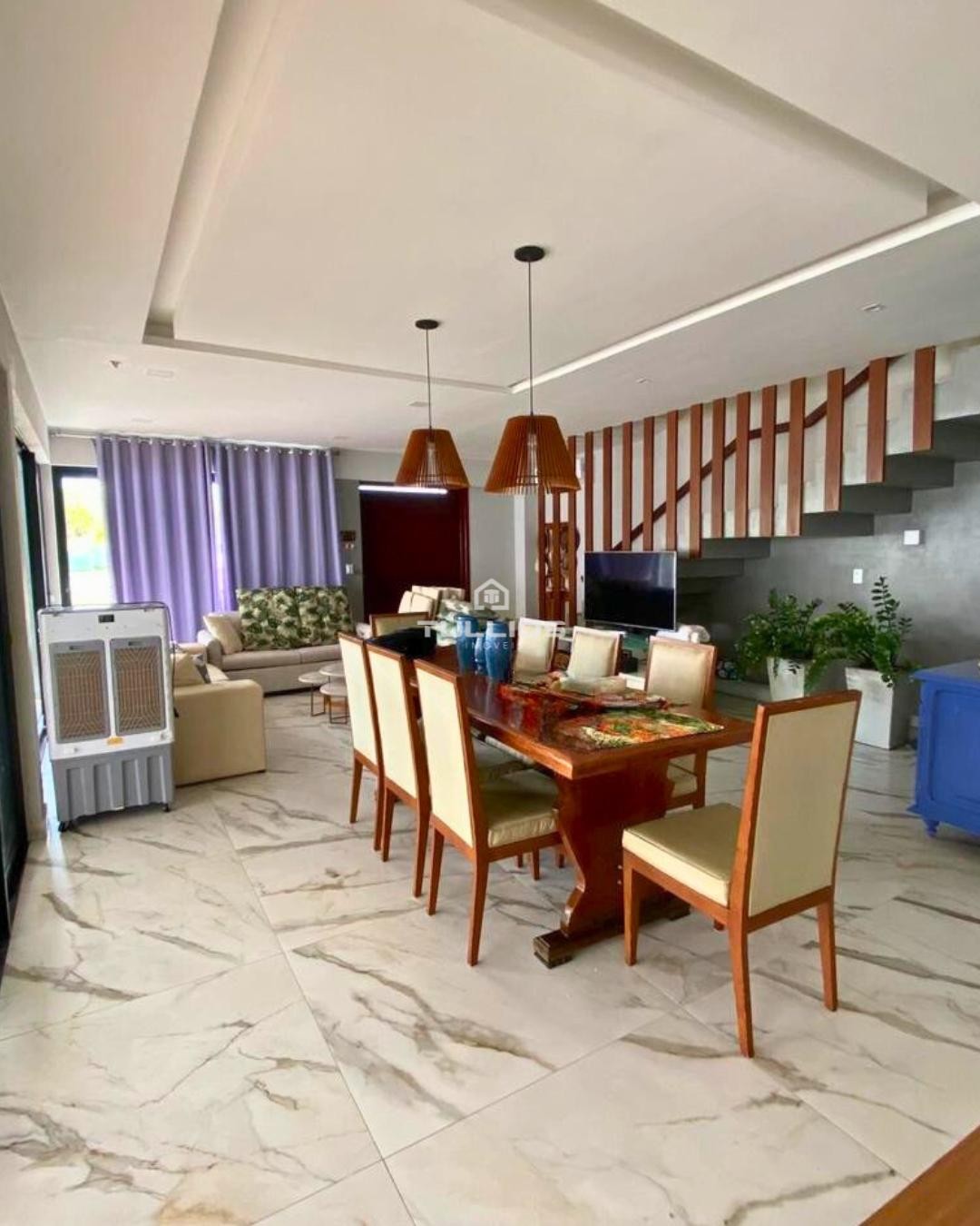 Casa à venda em Barreirinhas – Conforto, espaço e lazer no coração dos Lençóis.