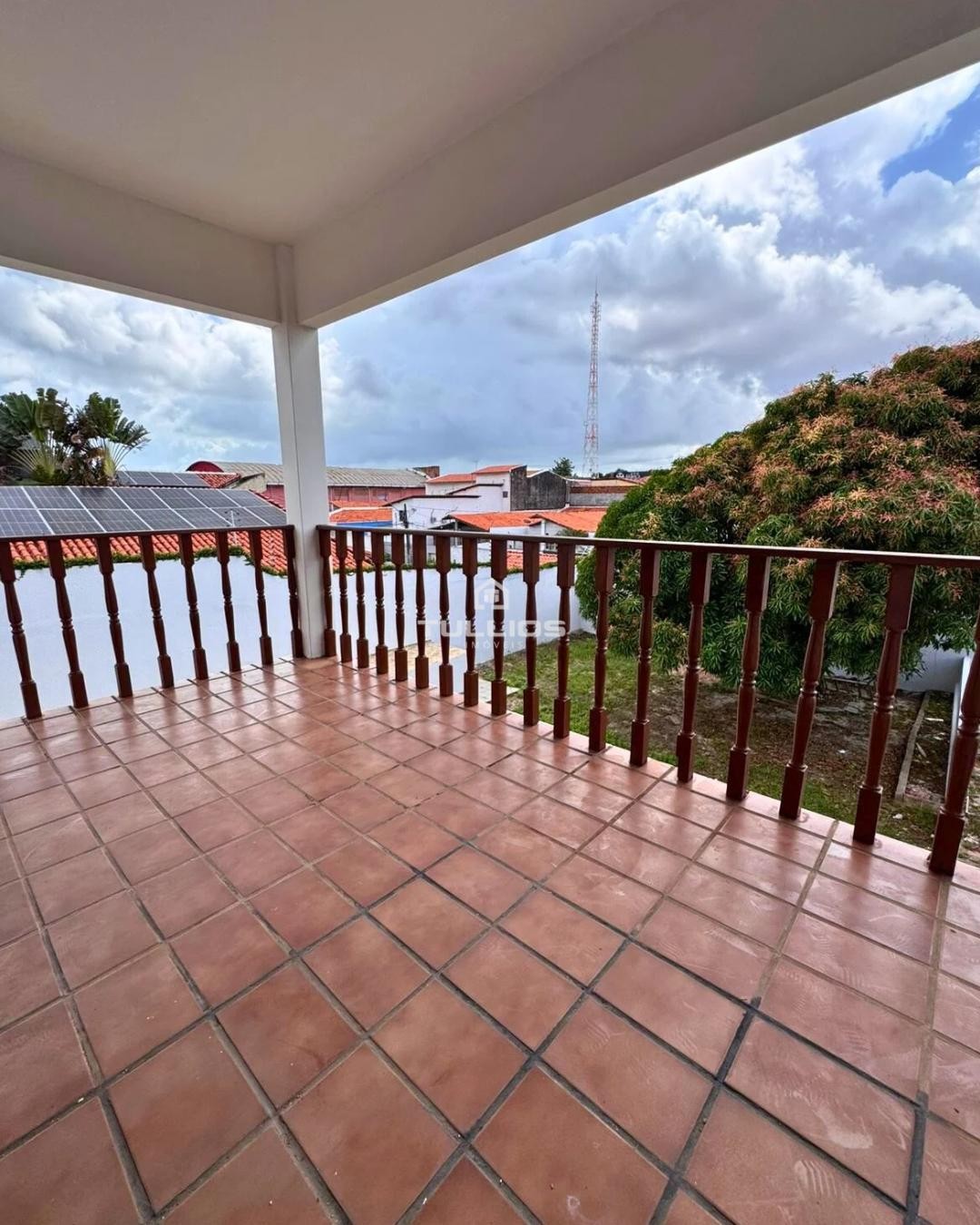 Casa duplex à venda no Olho D’Água – Ampla, funcional e com lazer completo!