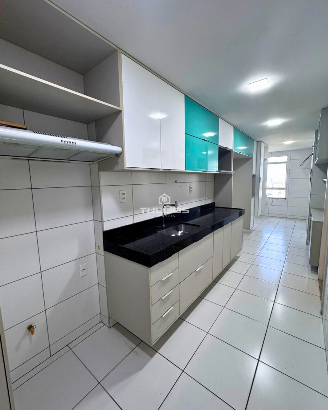 APARTAMENTO À VENDA NO RENASCENÇA – FRENTE MAR