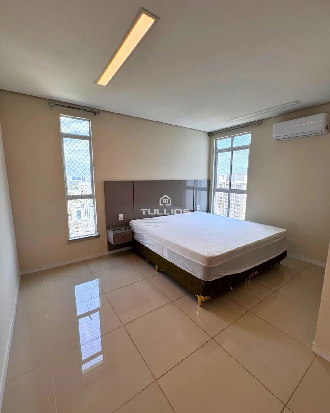 APARTAMENTO À VENDA NO RENASCENÇA – FRENTE MAR