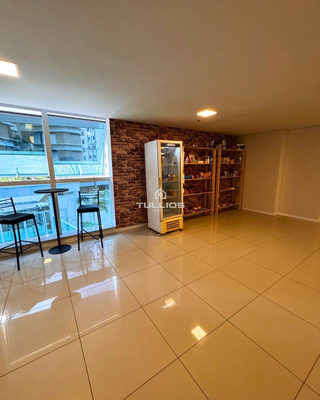 APARTAMENTO À VENDA NO RENASCENÇA – FRENTE MAR