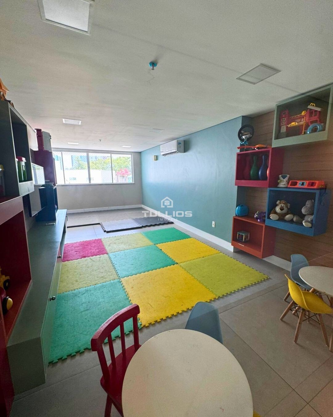 APARTAMENTO À VENDA NO RENASCENÇA – FRENTE MAR