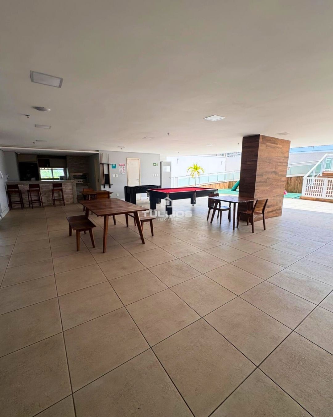 APARTAMENTO À VENDA NO RENASCENÇA – FRENTE MAR