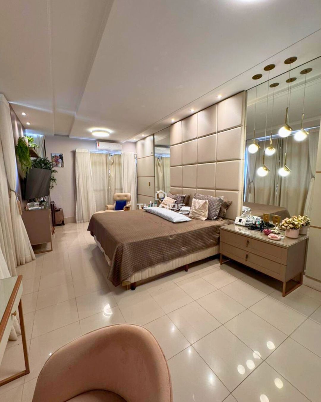 Apartamento à Venda – Ponta do Farol | Vista Mar