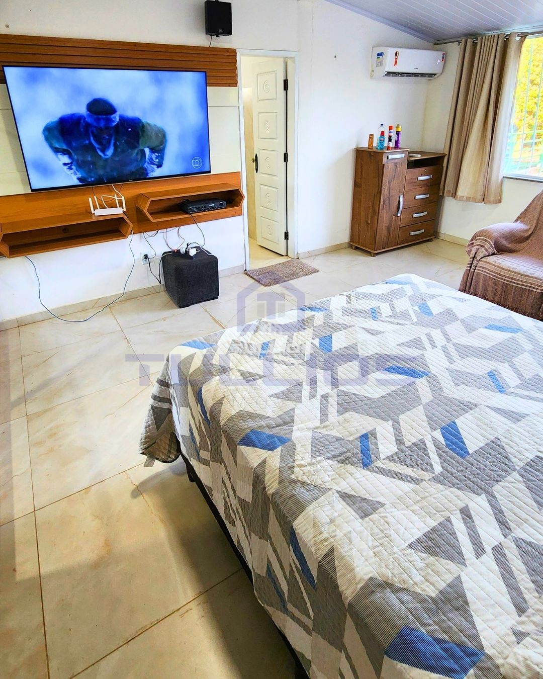 Sítio às Margens da Av. da Raposa – Amplitude e Exclusividade!