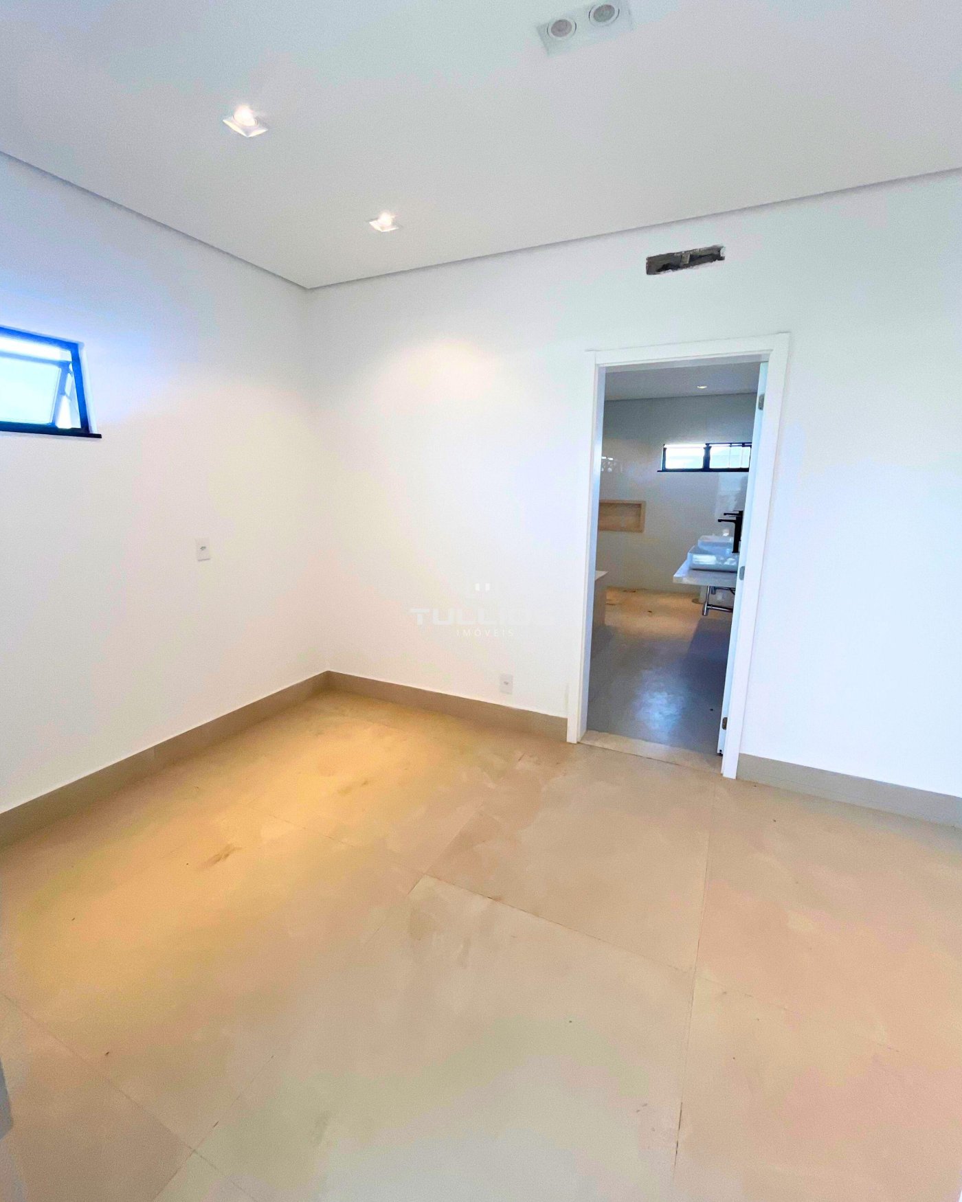 Casa Duplex de Alto Padrão – Alphaville