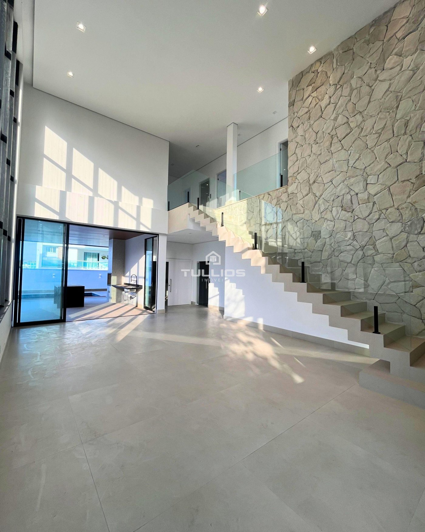 Casa Duplex de Alto Padrão – Alphaville