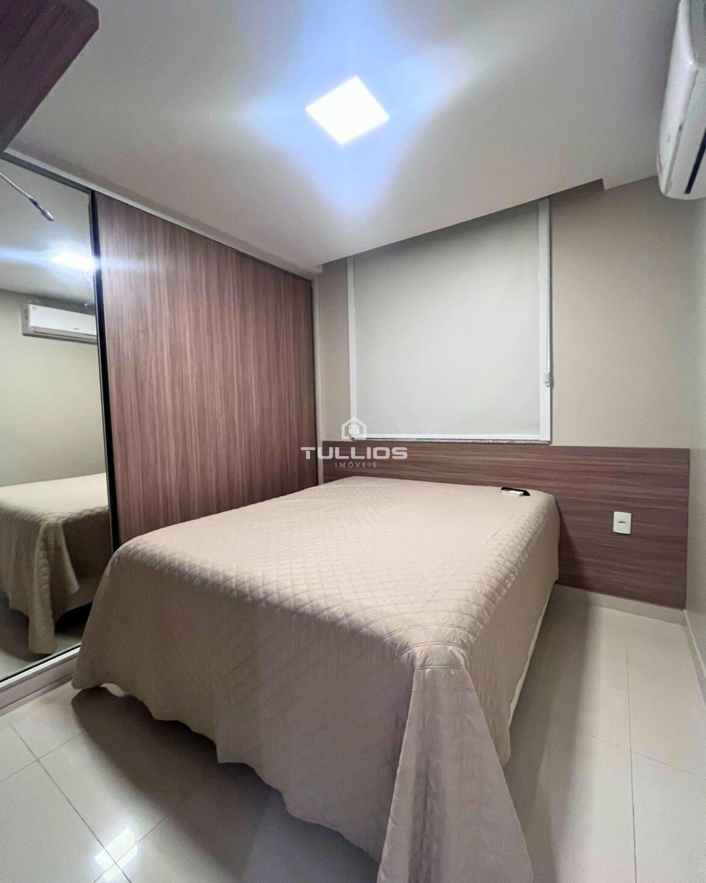 Belíssimo apartamento mobiliado com vista para o mar!
