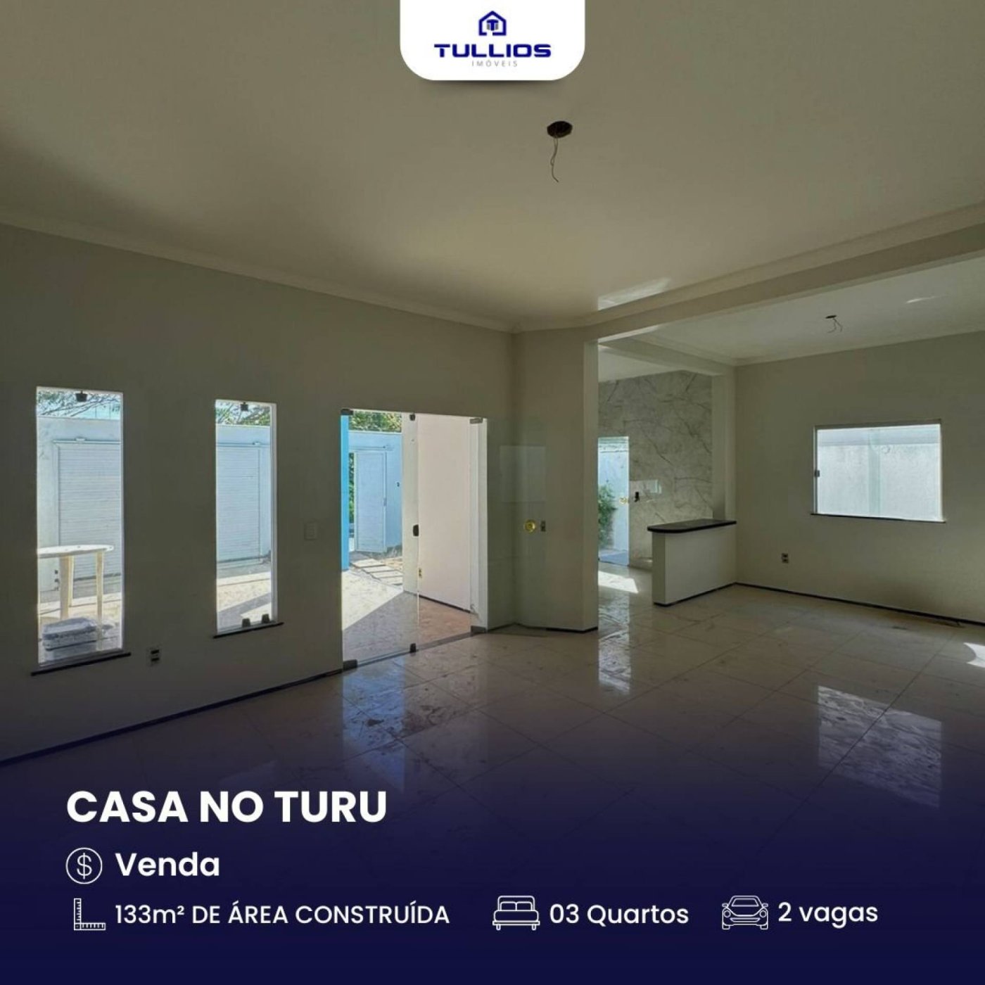 Venda - Casa com 3 dormitórios (2 suítes) no Turu