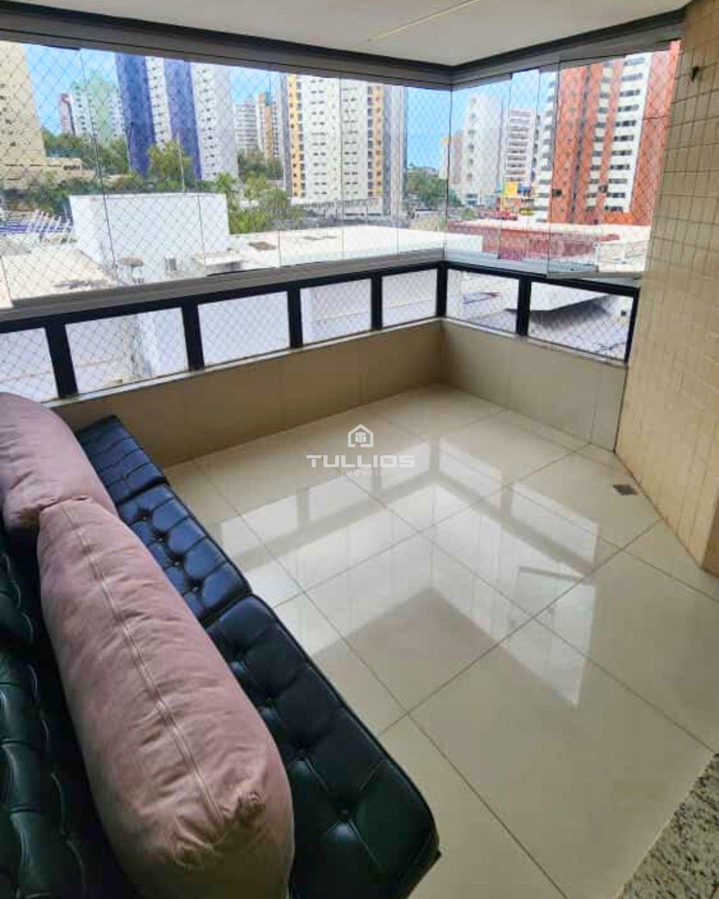 Elegância e Conforto no Coração do Renascença 