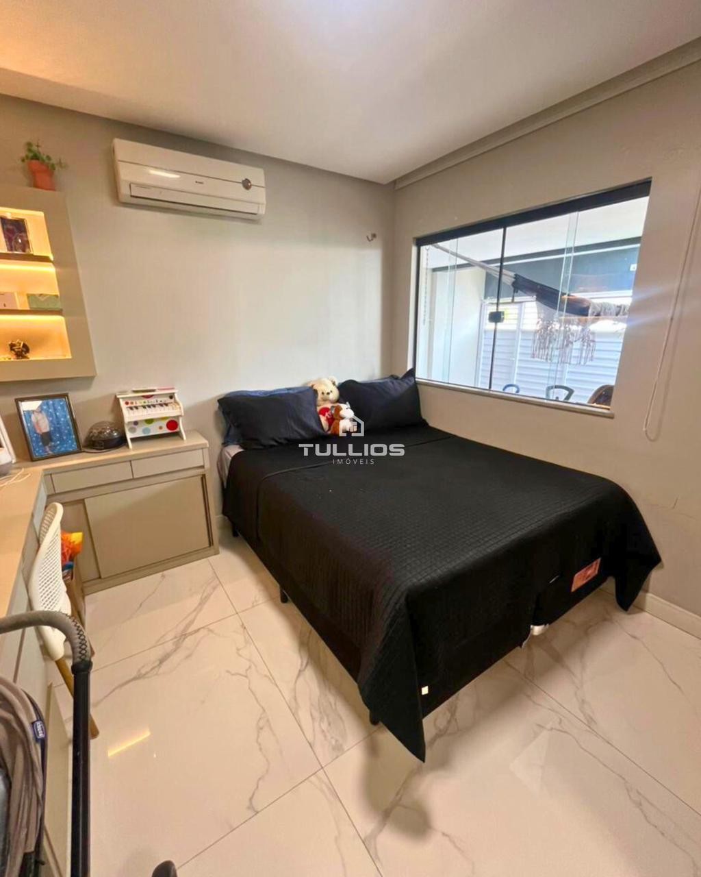 CASA SOLTA NO PLANALTO VINHAIS II — porteira fechada
