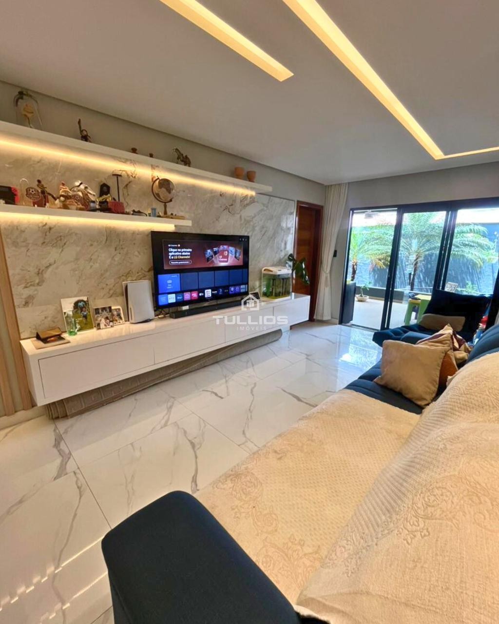 CASA SOLTA NO PLANALTO VINHAIS II — porteira fechada