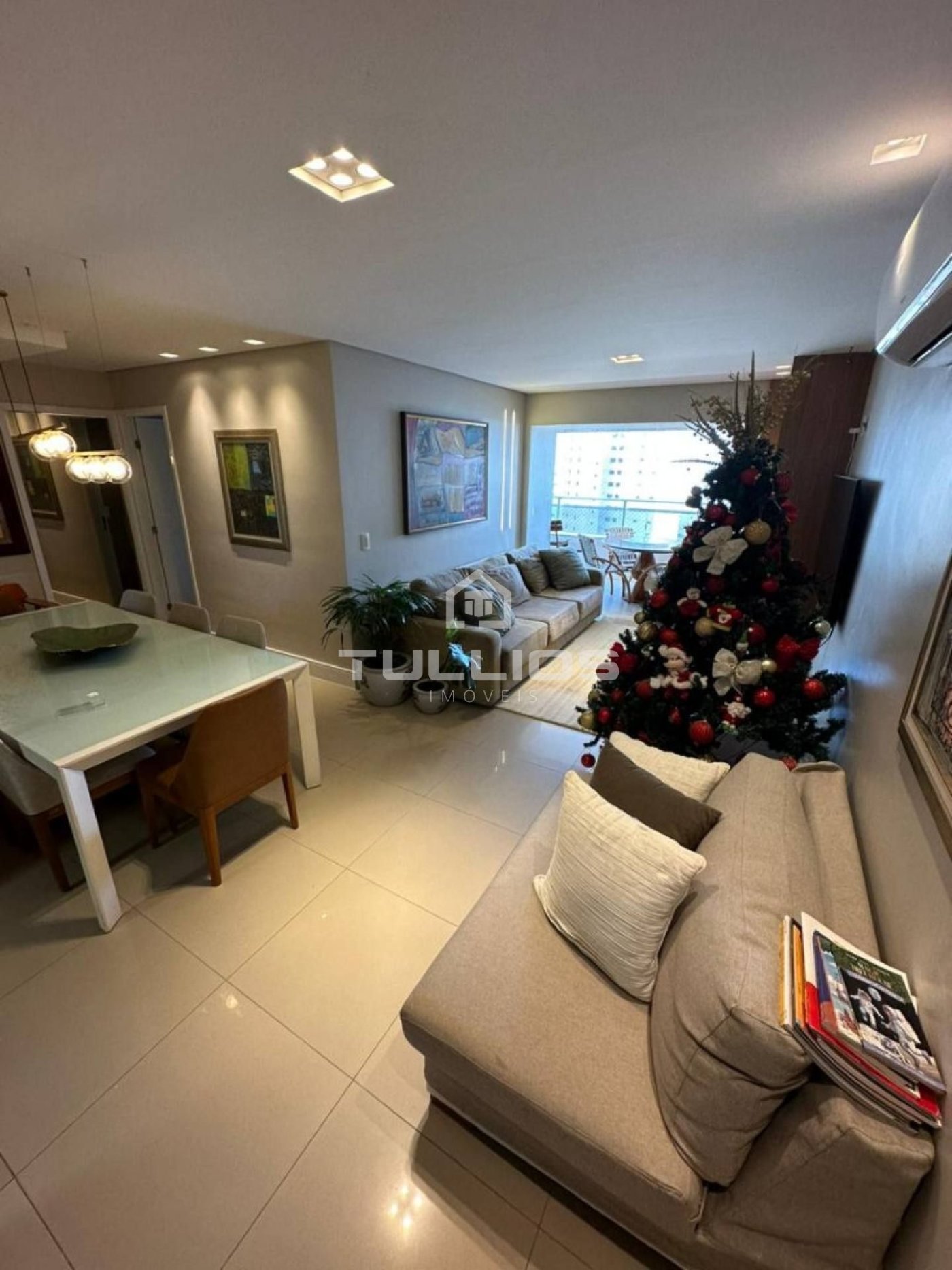 Venda - Apartamento com 3 suítes na Ponta do Farol