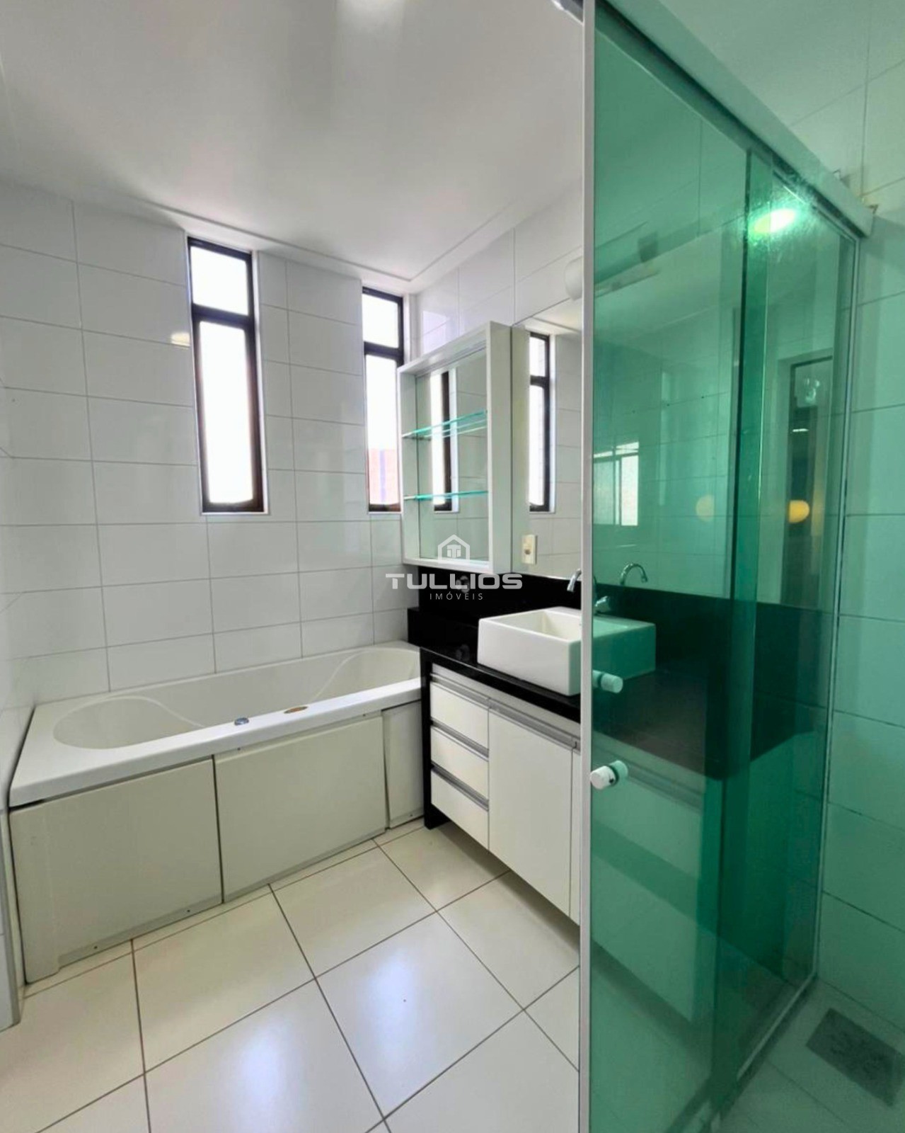 Viva o alto padrão com conforto, espaço e exclusividade todos os dias.