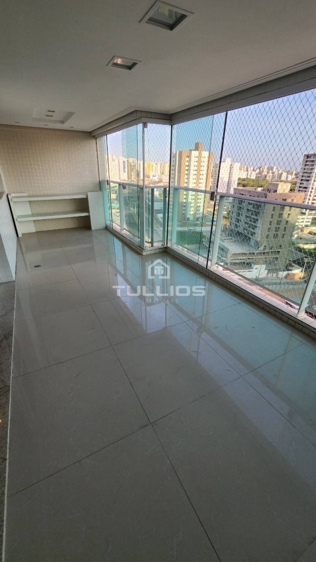Venda - Apartamento com 3 suítes no Farol da Ilha, Ponta D´Areia