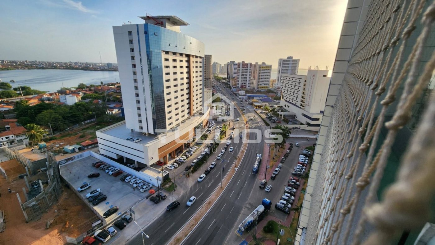 Venda - Apartamento com 3 suítes no Farol da Ilha, Ponta D´Areia