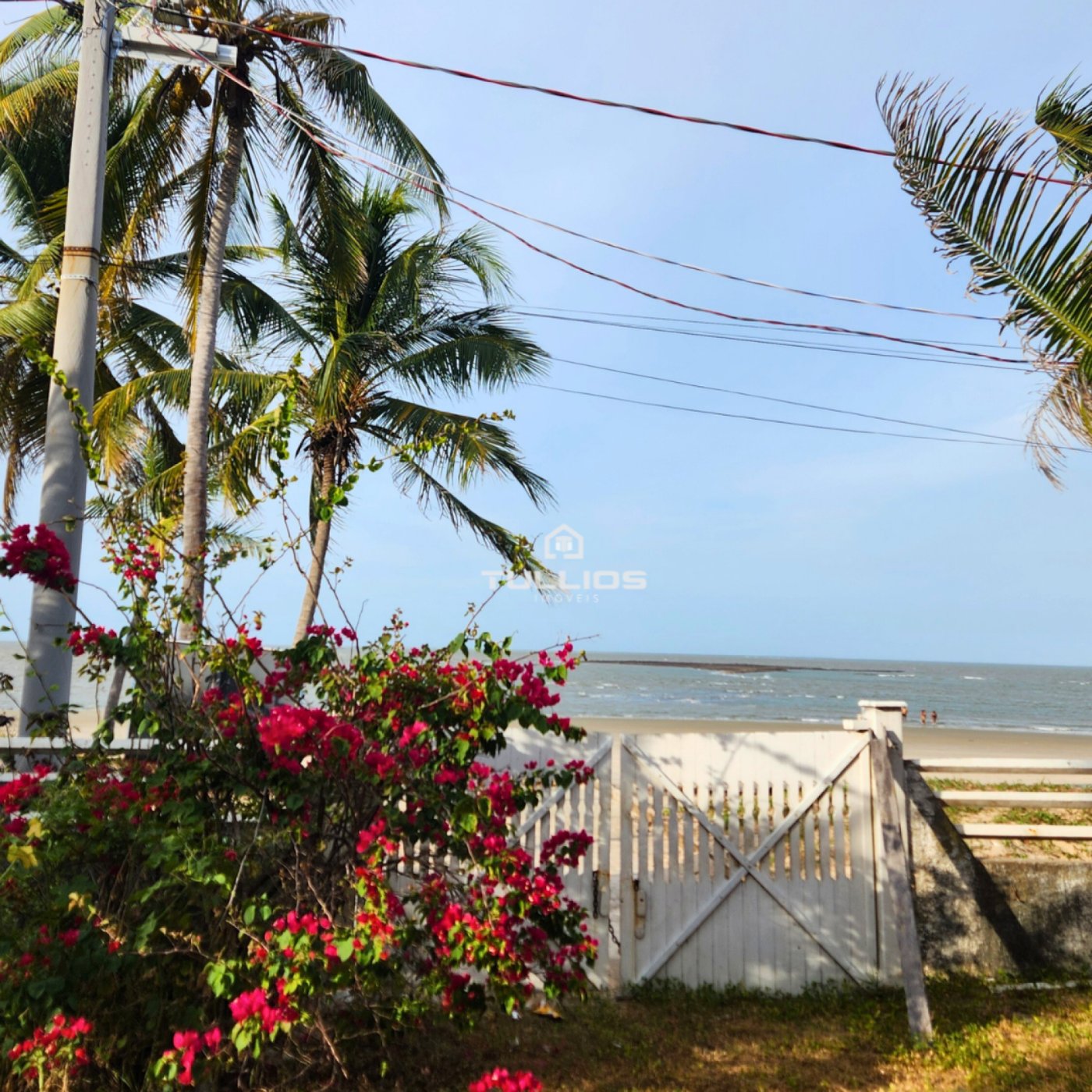 Venda- Casa com 4 quartos na Praia de Panaquatira