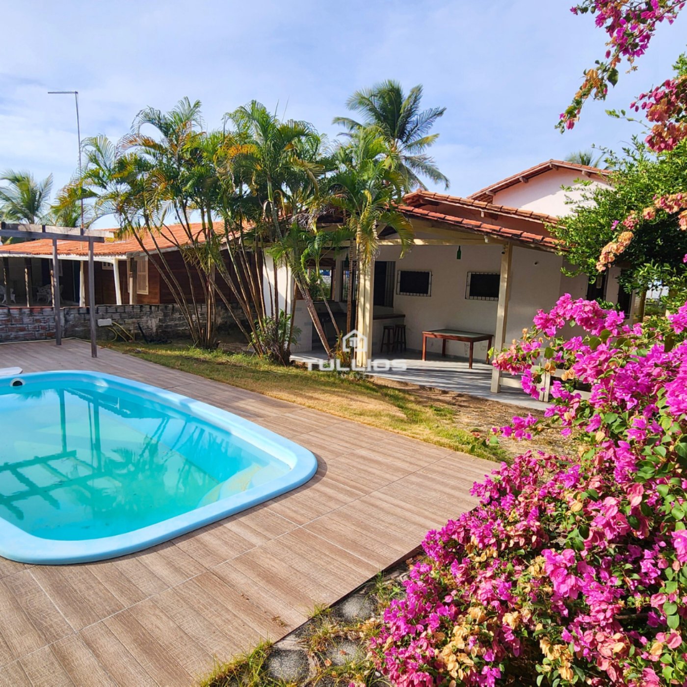 Venda- Casa com 4 quartos na Praia de Panaquatira